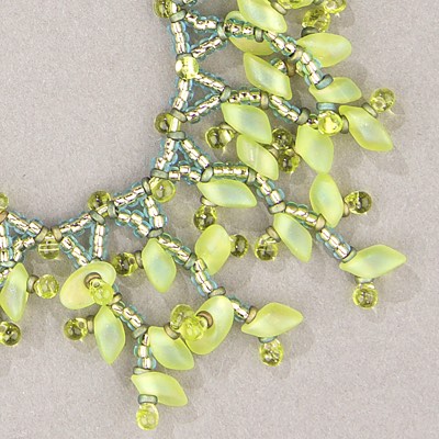 11-953:  11/0 24kt Gold Lined Light Aqua Miyuki Seed Bead - 11-953*