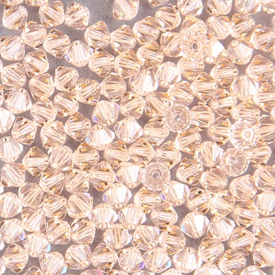 284-170:  5328 4mm bicone  Lt Peach (36 pcs) - Discontinued 