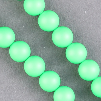 29-0849:  5810 8mm Neon Green Crystal Pearl 