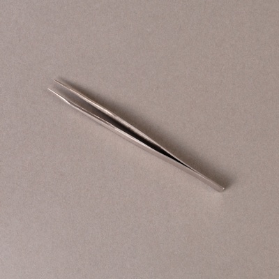 505-015:  Tweezer 4.5" Micro Tip