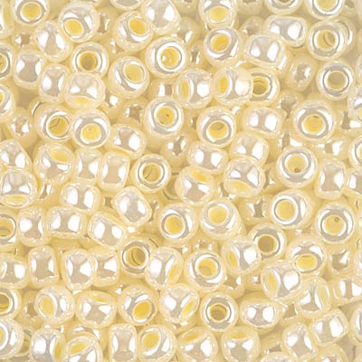 6-527:  6/0 Butter Cream Ceylon Miyuki Seed Bead 