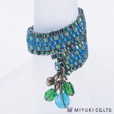 BFK-013:  Miyuki Blue & Green Spiral Ring Kit 