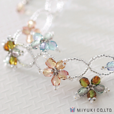 BFK-093:  Miyuki Varied Flower Bracelet Kit 