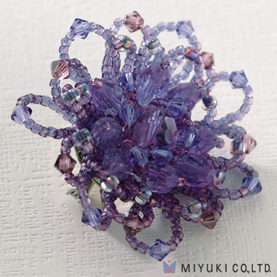 BO-072-2:  Miyuki Loop Flower Brooch Kit 