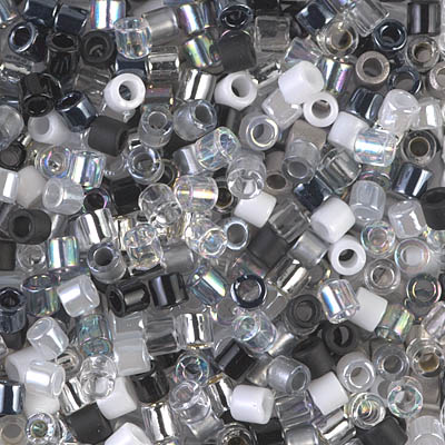 DBL-MIX-06:  8/0 Delica Mix - Salt and Pepper 
