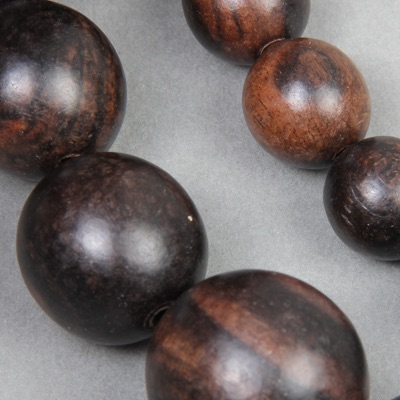RN-0024:  Tiger Ebony Graduated Round 10-25mm 