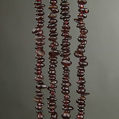 SP-GNT-CHP: Garnet Chips 