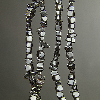 SP-HEM-CHP: Hematite Chips 