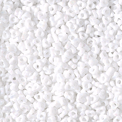 SPTR28-402FR:  Miyuki 2.8mm Triangle Spacer Bead Unicorn Matte White AB 